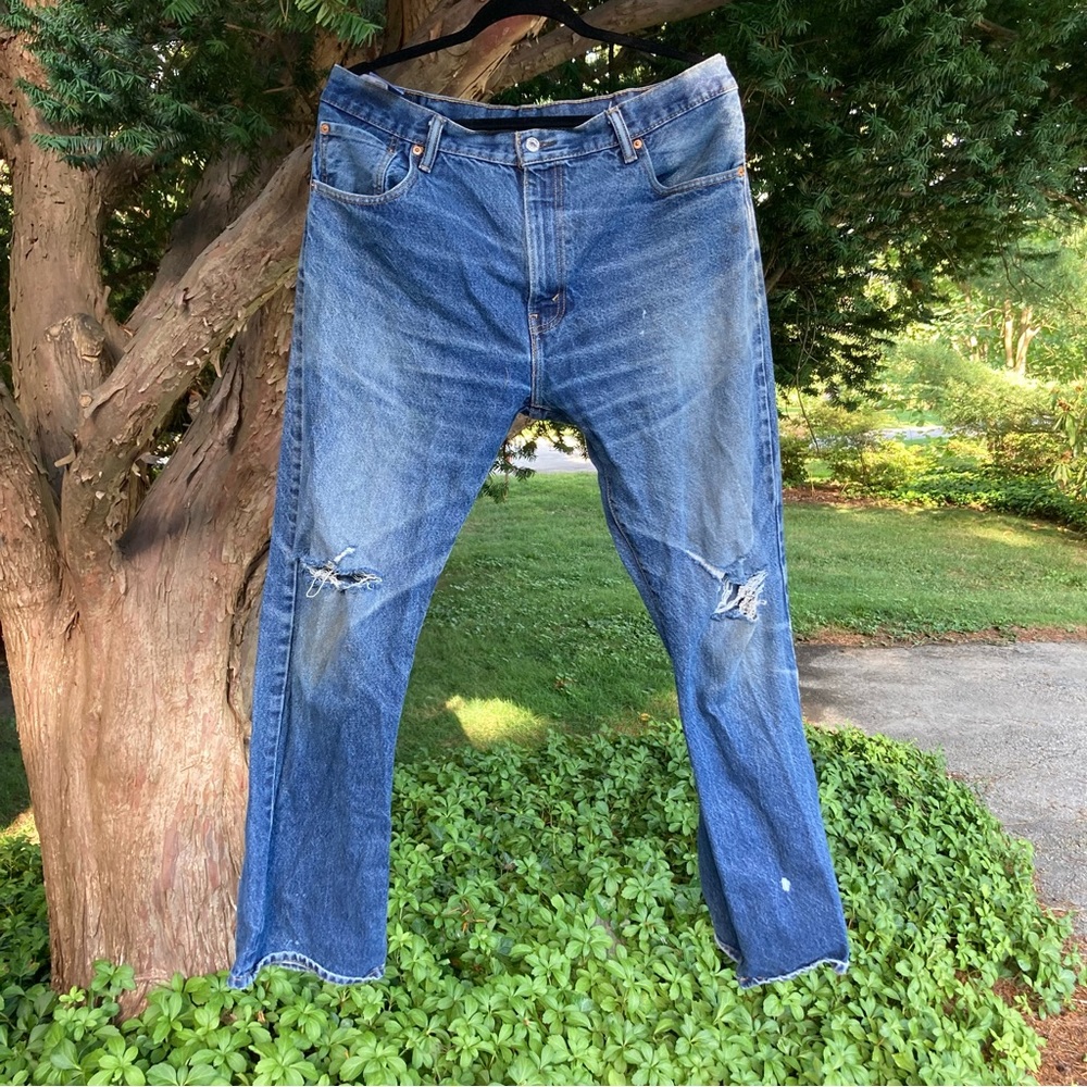36x32 Levi’s Distressed Straight Jeans 100% Cotton